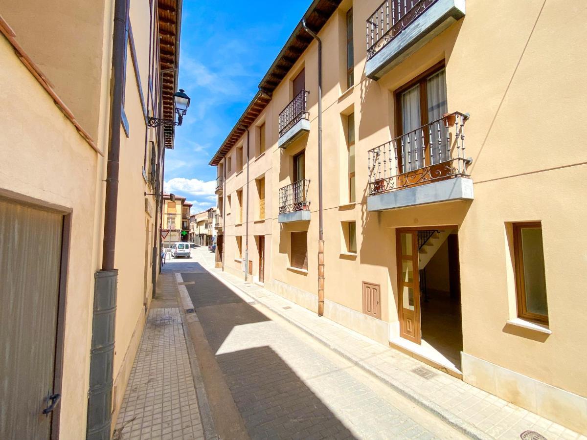 Vivienda Turistica Los Leones Берланга-де-Дуеро Екстер'єр фото